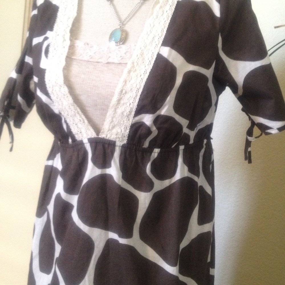 GAP cover up top - Picture 2 of 3